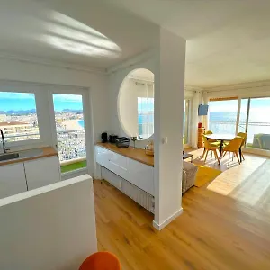 https://frejus-plage-t2-vue-mer-frique.fr-provencehotel.com